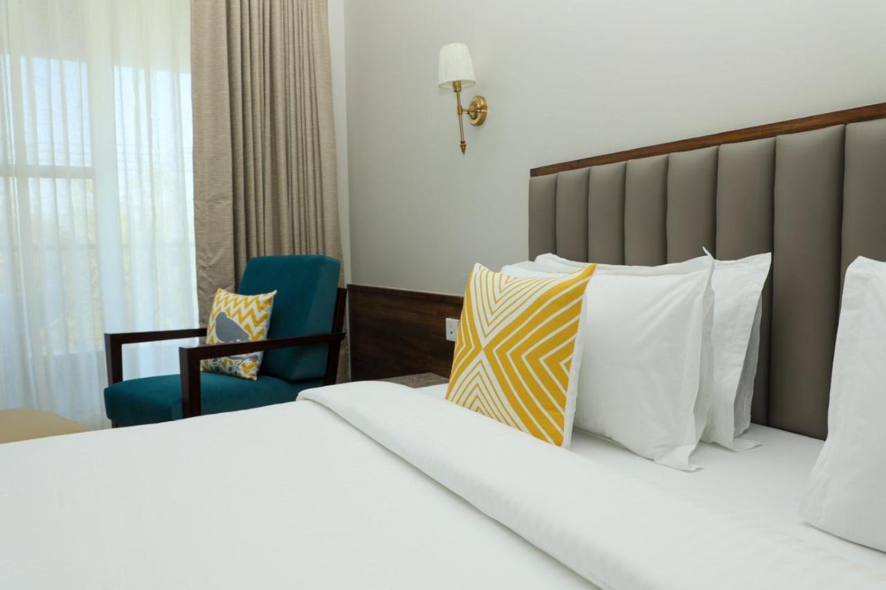 Golden Fields Resort Mulshi Exterior foto